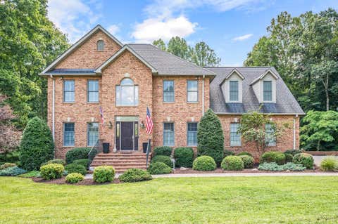 Photo of 1095 Irvine Drive, Forest, VA 24551 (MLS # 368691)