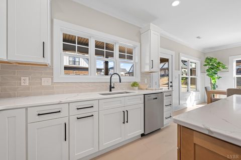 Tiny photo for 1026 Landon Court, Forest, VA 24551 (MLS # 364510)