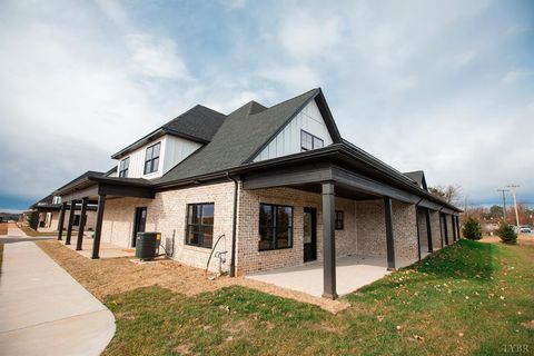 Tiny photo for 1026 Landon Court, Forest, VA 24551 (MLS # 364510)