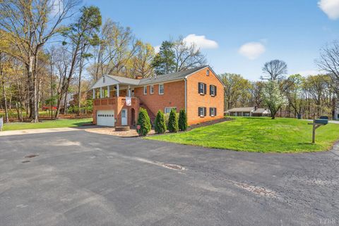 Tiny photo for 112 Hickory Way, Madison Heights, VA 24572 (MLS # 364742)