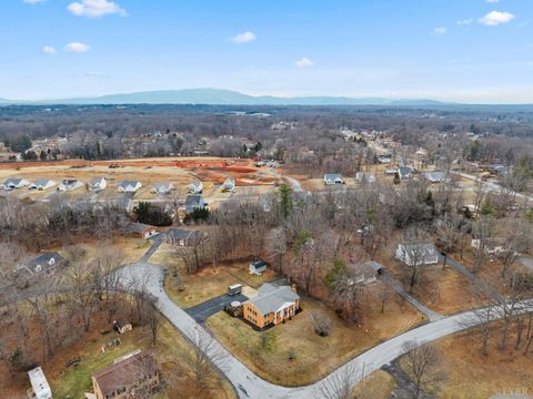 Tiny photo for 112 Hickory Way, Madison Heights, VA 24572 (MLS # 364742)