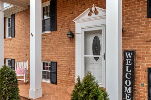 Tiny photo for 112 Hickory Way, Madison Heights, VA 24572 (MLS # 364742)