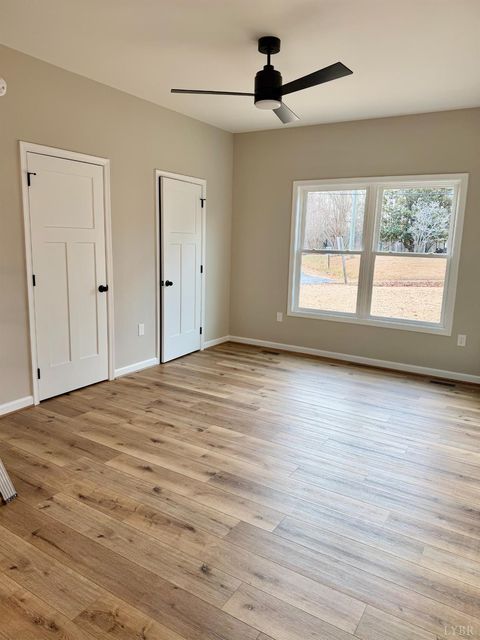 Tiny photo for 615 Oakleigh Avenue, Appomattox, VA 24522 (MLS # 363585)