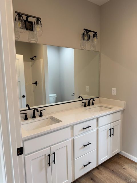 Tiny photo for 615 Oakleigh Avenue, Appomattox, VA 24522 (MLS # 363585)