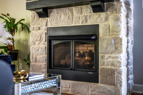 Tiny photo for 301 Bentley Grove Way, Lynchburg, VA 24502 (MLS # 364326)