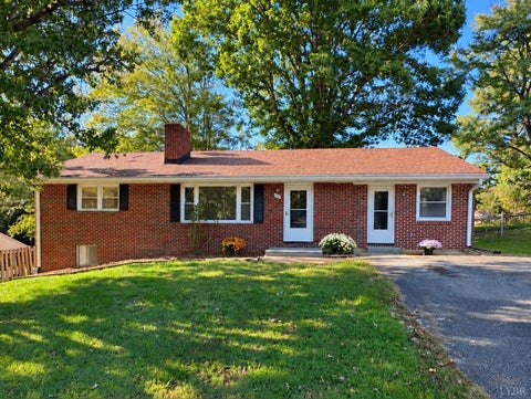 Photo of 1214 W Hill Dr DR, Bedford, VA 24523 (MLS # 368249)