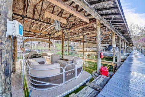 Tiny photo for 200 Bay Shore Drive #115, Moneta, VA 24121 (MLS # 365276)