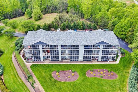 Tiny photo for 200 Bay Shore Drive #115, Moneta, VA 24121 (MLS # 365276)