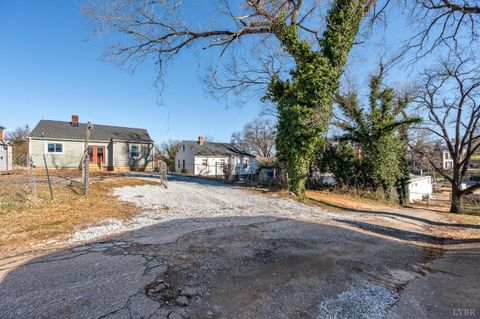 Tiny photo for 325 Saint Augustine Street, Lynchburg, VA 24501 (MLS # 363584)
