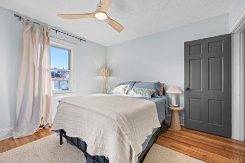 Tiny photo for 325 Saint Augustine Street, Lynchburg, VA 24501 (MLS # 363584)