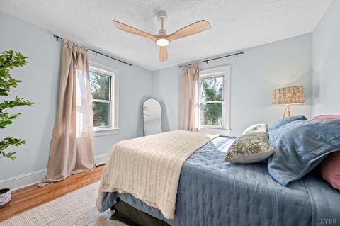 Tiny photo for 325 Saint Augustine Street, Lynchburg, VA 24501 (MLS # 363584)