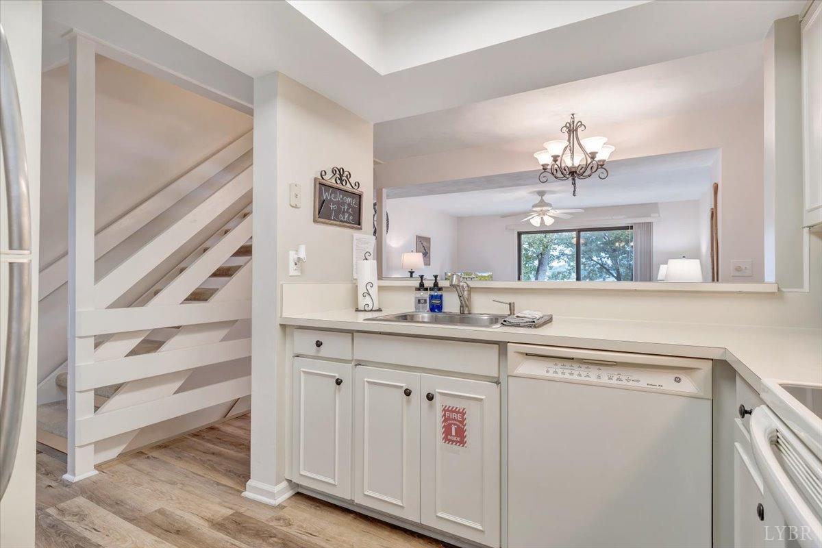 191 Shore Drive, Moneta, Virginia image 13