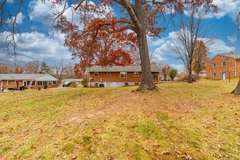 Tiny photo for 145 Laurel Drive, Madison Heights, VA 24572 (MLS # 363247)