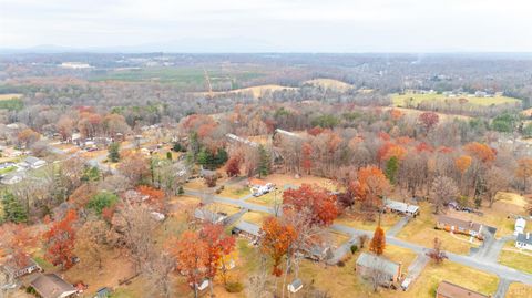 Tiny photo for 145 Laurel Drive, Madison Heights, VA 24572 (MLS # 363247)