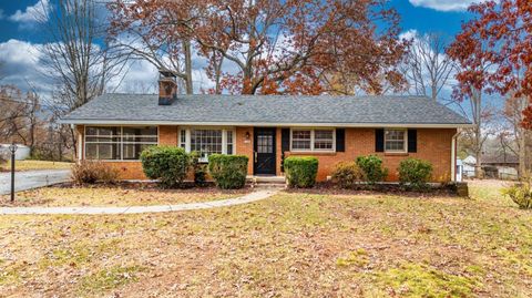 Tiny photo for 145 Laurel Drive, Madison Heights, VA 24572 (MLS # 363247)