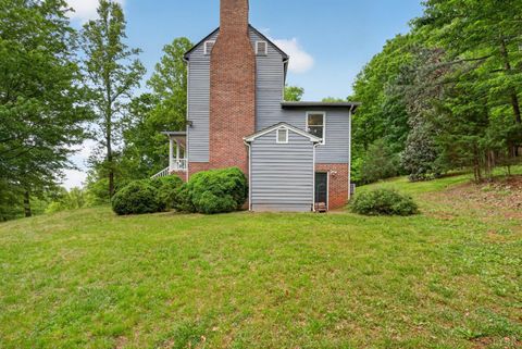 Tiny photo for 280 Hidden Acres Lane, Amherst, VA 24521 (MLS # 366380)
