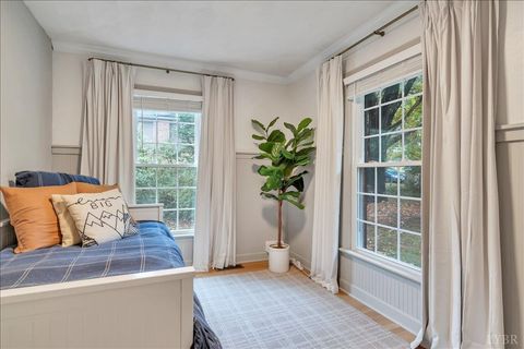 Tiny photo for 1926 SW Hope Road, Roanoke, VA 24018 (MLS # 363919)