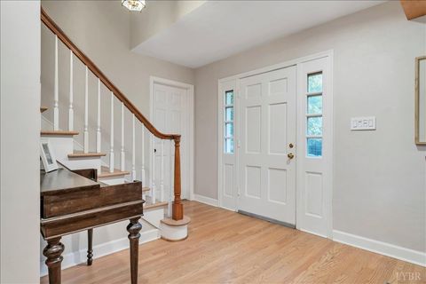 Tiny photo for 1926 SW Hope Road, Roanoke, VA 24018 (MLS # 363919)