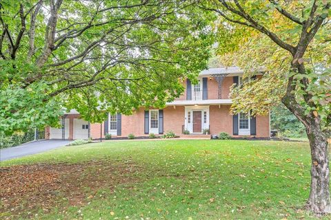 Tiny photo for 1926 SW Hope Road, Roanoke, VA 24018 (MLS # 363919)