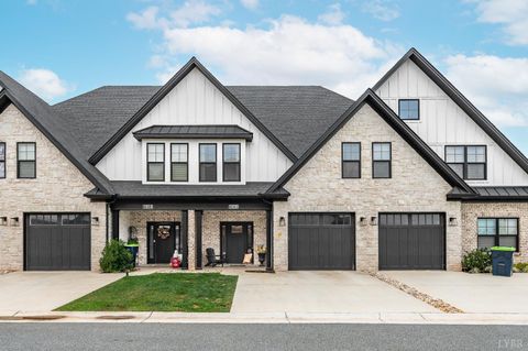 Photo of 1020 Easton Court, Forest, VA 24551 (MLS # 362826)