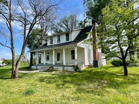 Photo of 1334 Price Street, Montvale, VA 24122 (MLS # 366431)