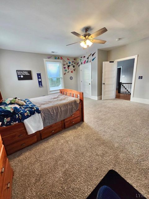 Tiny photo for 260 North Main St St, Amherst, VA 24521 (MLS # 365915)