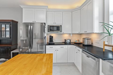 Tiny photo for 260 North Main St St, Amherst, VA 24521 (MLS # 365915)