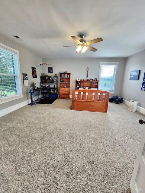 Tiny photo for 260 North Main St St, Amherst, VA 24521 (MLS # 365915)