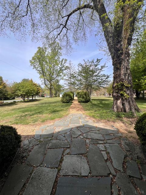 Tiny photo for 260 North Main St St, Amherst, VA 24521 (MLS # 365915)