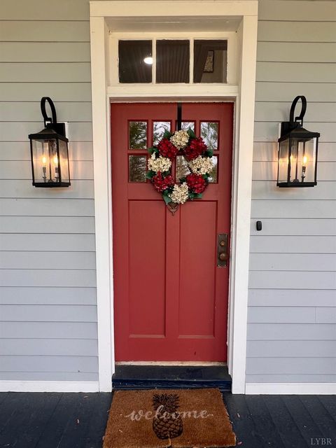 Tiny photo for 260 North Main St St, Amherst, VA 24521 (MLS # 365915)