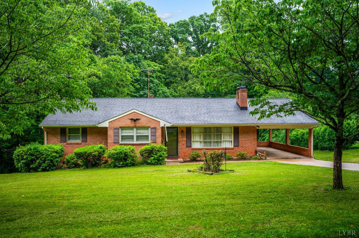 201 Oakland Circle, Lynchburg, Virginia image 1