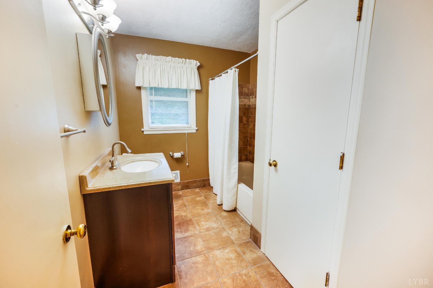 201 Oakland Circle, Lynchburg, Virginia image 19