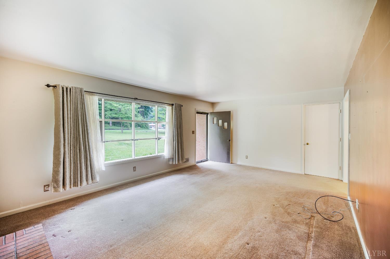 201 Oakland Circle, Lynchburg, Virginia image 12