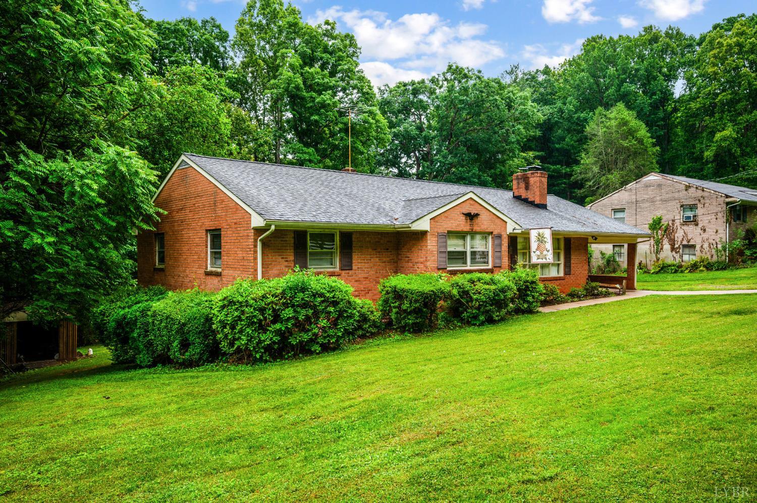 201 Oakland Circle, Lynchburg, Virginia image 3