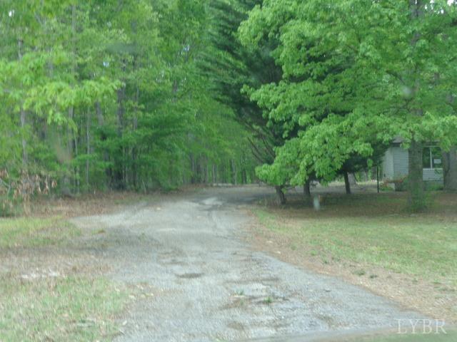 1623 Richmond Highway, Amherst, Virginia image 1
