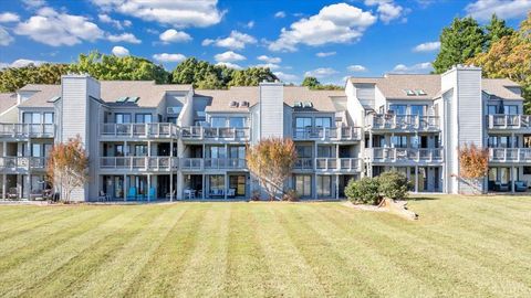 Tiny photo for 120 Sailors Cove Drive #1308, Moneta, VA 24121 (MLS # 366333)