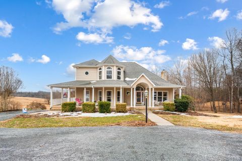 Tiny photo for 216 Burford Farm Road, Monroe, VA 24574 (MLS # 364602)