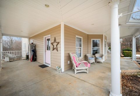 Tiny photo for 216 Burford Farm Road, Monroe, VA 24574 (MLS # 364602)