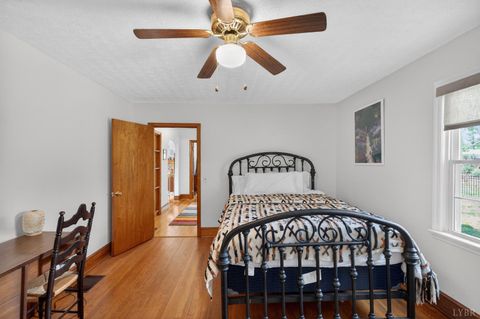 Tiny photo for 12477 North Old Moneta Road, Moneta, VA 24121 (MLS # 365324)