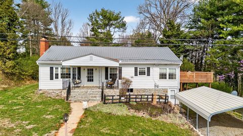 Photo of 12477 North Old Moneta Road, Moneta, VA 24121 (MLS # 365324)