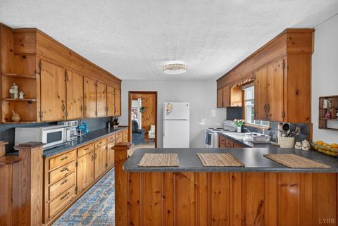 Tiny photo for 12477 North Old Moneta Road, Moneta, VA 24121 (MLS # 365324)