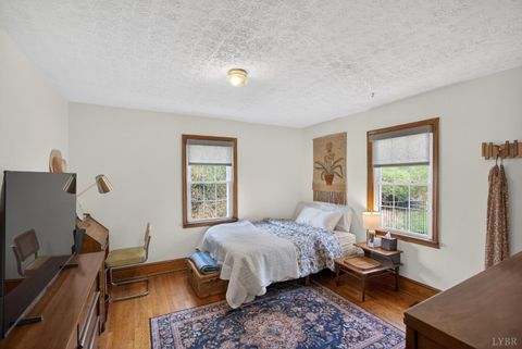 Tiny photo for 12477 North Old Moneta Road, Moneta, VA 24121 (MLS # 365324)