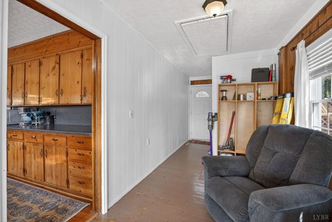 Tiny photo for 12477 North Old Moneta Road, Moneta, VA 24121 (MLS # 365324)