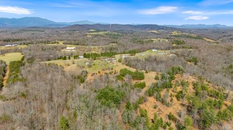 Tiny photo for 712 Cherry Hill Road, Amherst, VA 24521 (MLS # 365195)