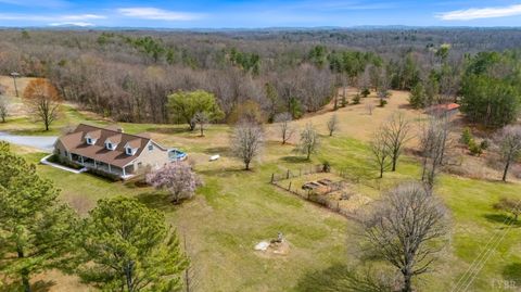 Tiny photo for 712 Cherry Hill Road, Amherst, VA 24521 (MLS # 365195)