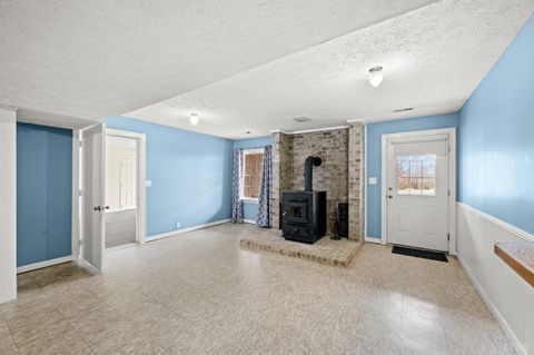 Tiny photo for 712 Cherry Hill Road, Amherst, VA 24521 (MLS # 365195)
