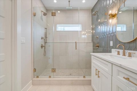 Tiny photo for 639 Compass Cove Circle, Moneta, VA 24121 (MLS # 363916)