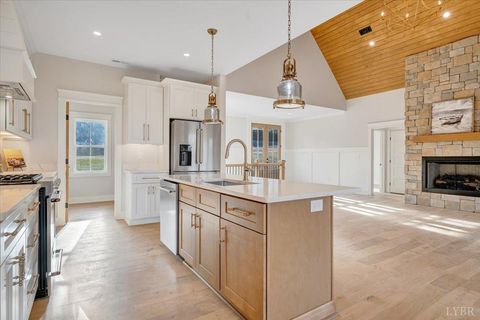 Tiny photo for 639 Compass Cove Circle, Moneta, VA 24121 (MLS # 363916)