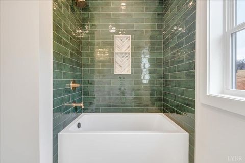 Tiny photo for 639 Compass Cove Circle, Moneta, VA 24121 (MLS # 363916)