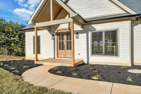 Tiny photo for 639 Compass Cove Circle, Moneta, VA 24121 (MLS # 363916)